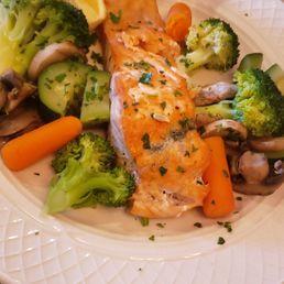 Plain salmon with a vegetable medley.