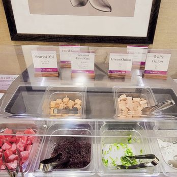 The Plumeria Lounge - Poke bar - Airport Lounges Near Me - Honolulu, Hawaii