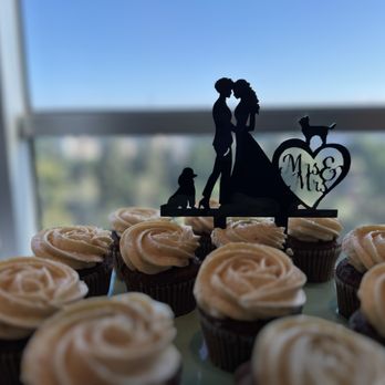 Freeport Bakery - Bakeries Near Me - Sacramento, California