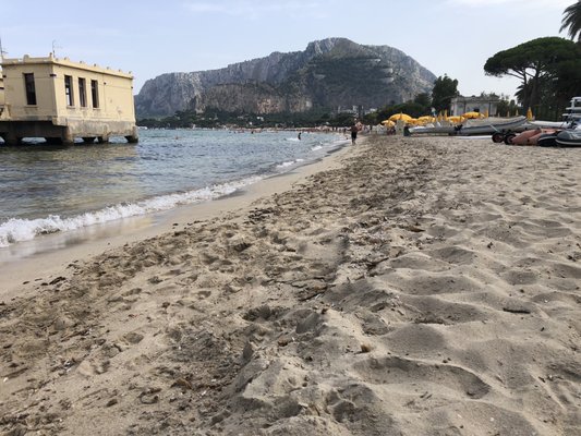 Mondello by null