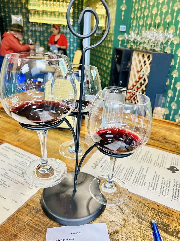 Winesteins Tasting Room Logo