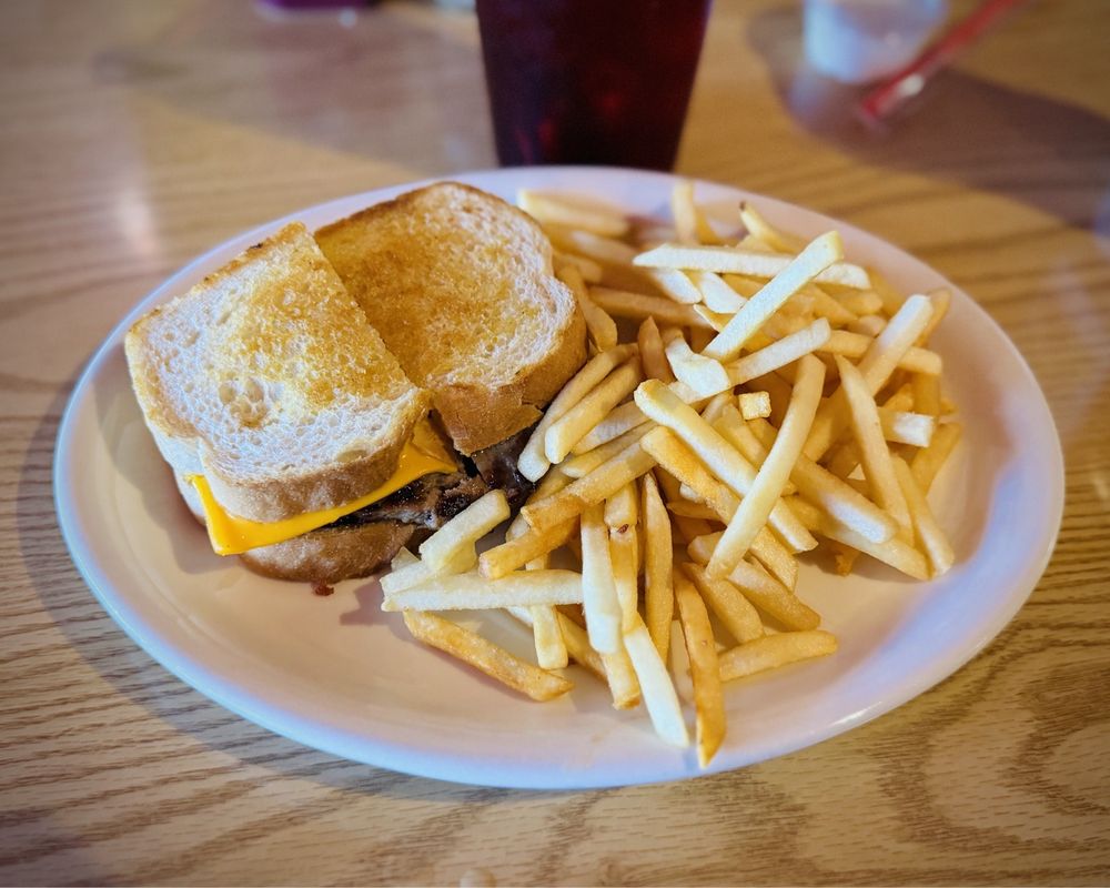 ORYZ FAMILY RESTAURANT Updated November 2024 245 Photos & 405