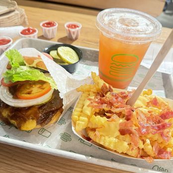 Shake Shack Costa Mesa - Burgers Near Me - Costa Mesa, California Shake Shack Costa Mesa - Burgers Near Me - Costa Mesa, California