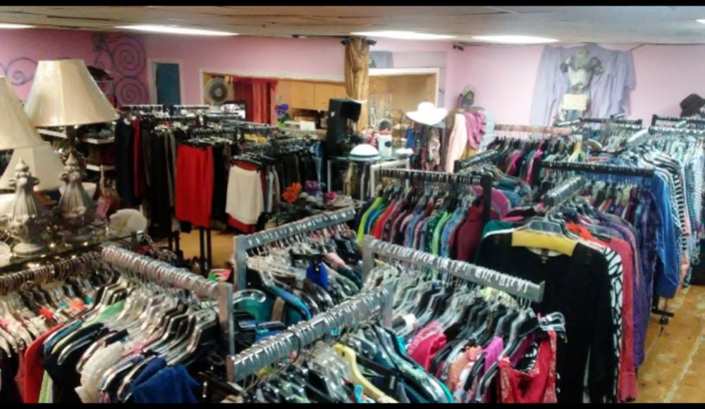 SATURDAYS THRIFT STORE Updated October 2024 1625 E County Line Rd