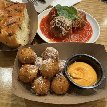 Forma Pasta Factory - Italian Near Me - Brooklyn, New York