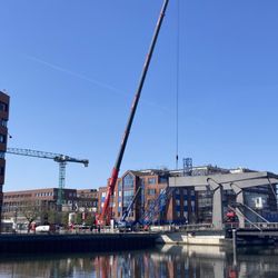 Drehbrücke - Dismantling of a crane