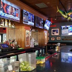 Quarterdeck Restaurants - Bar