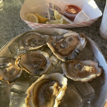 Pop's Sunset Grill - Oystas!!!! - Seafood Near Me - Nokomis, Florida