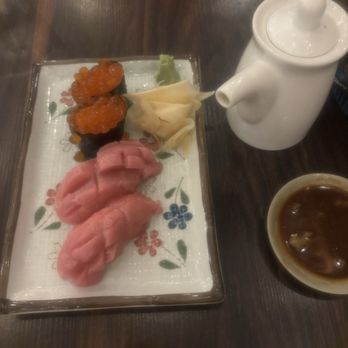 Kiku Sushi & Vegetarian - Ikura and Maguro - Sushi Bars Near Me - Lafayette, California Kiku Sushi & Vegetarian - Ikura and Maguro - Sushi Bars Near Me - Lafayette, California