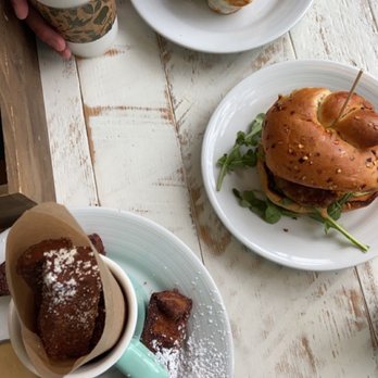 Ancora Cafe + Bakery - Churro French Toast Dippers, Breakfast Burrito, Hella Stella - Breakfast & Brunch Near Me - Madison, Wisconsin
