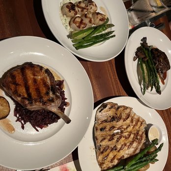 Seasons 52 - New American Near Me - Costa Mesa, California