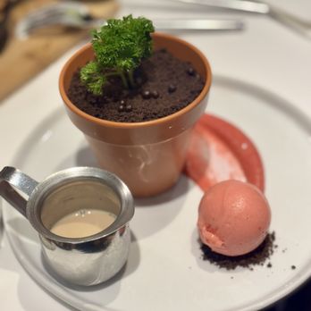 Spot Dessert Bar - Harvest. - Desserts Near Me - New York, New York