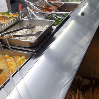 Picnic Garden - part of the buffet line - Barbeque Near Me - Flushing, New York