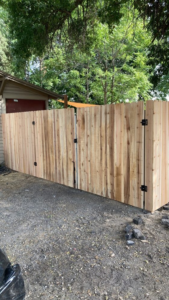 BACK COUNTRY FENCING Updated June 2024 Request a Quote 19 Photos