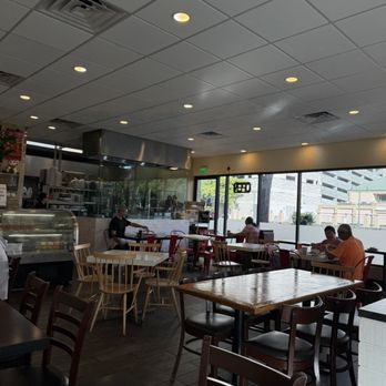 Sandy's Cafe - interior - Cantonese Near Me - Honolulu, Hawaii