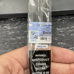 Amsterdam Smoke Shop - Fake Air Bar Lux QR code. They don't scan.