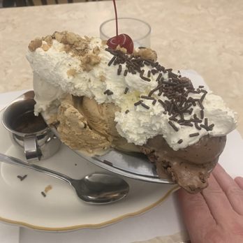 Hildebrandt's - Banana Royale blissful - Ice Cream & Frozen Yogurt Near Me - Williston Park, New York Hildebrandt's - Banana Royale blissful - Ice Cream & Frozen Yogurt Near Me - Williston Park, New York