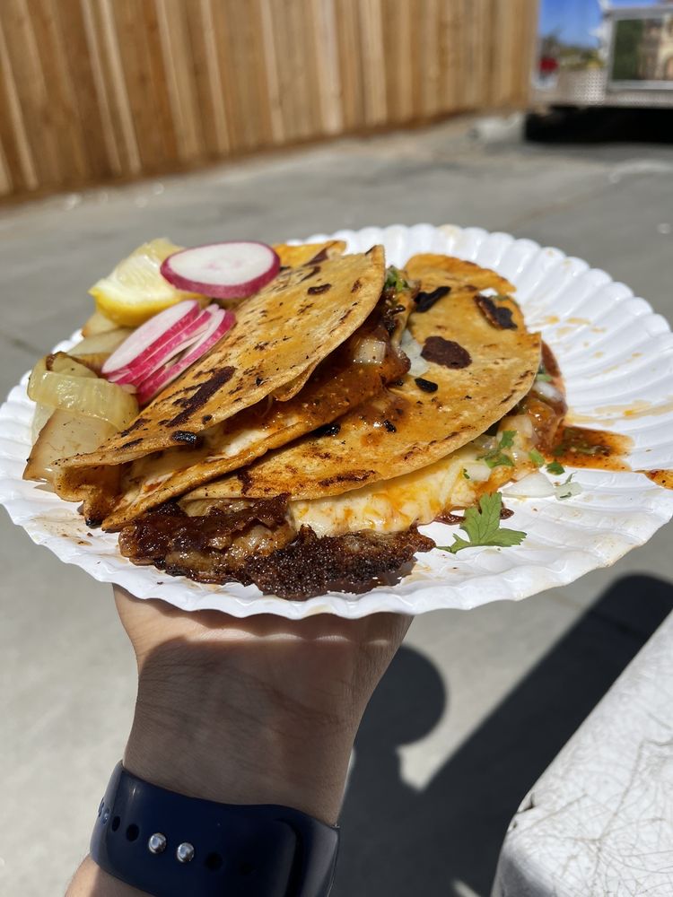 REY DE REYES Updated September 2024 31 Photos & 25 Reviews 146 A Lander, Turlock