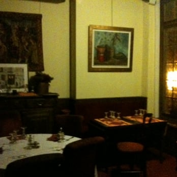 Aux Anysetiers du Roy - upstairs - French Near Me - Paris, 75 Aux Anysetiers du Roy - upstairs - French Near Me - Paris, 75
