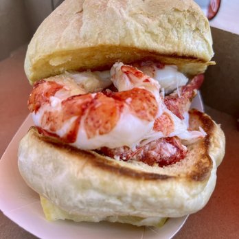 The Clam Shack - Lobster Roll - Seafood Near Me - Kennebunk, Maine The Clam Shack - Lobster Roll - Seafood Near Me - Kennebunk, Maine