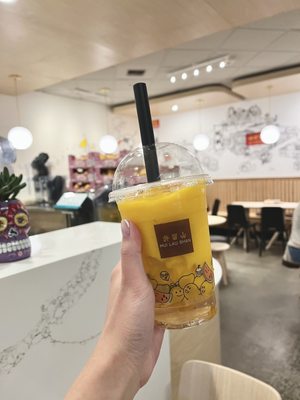 Hui Lau Shan by null