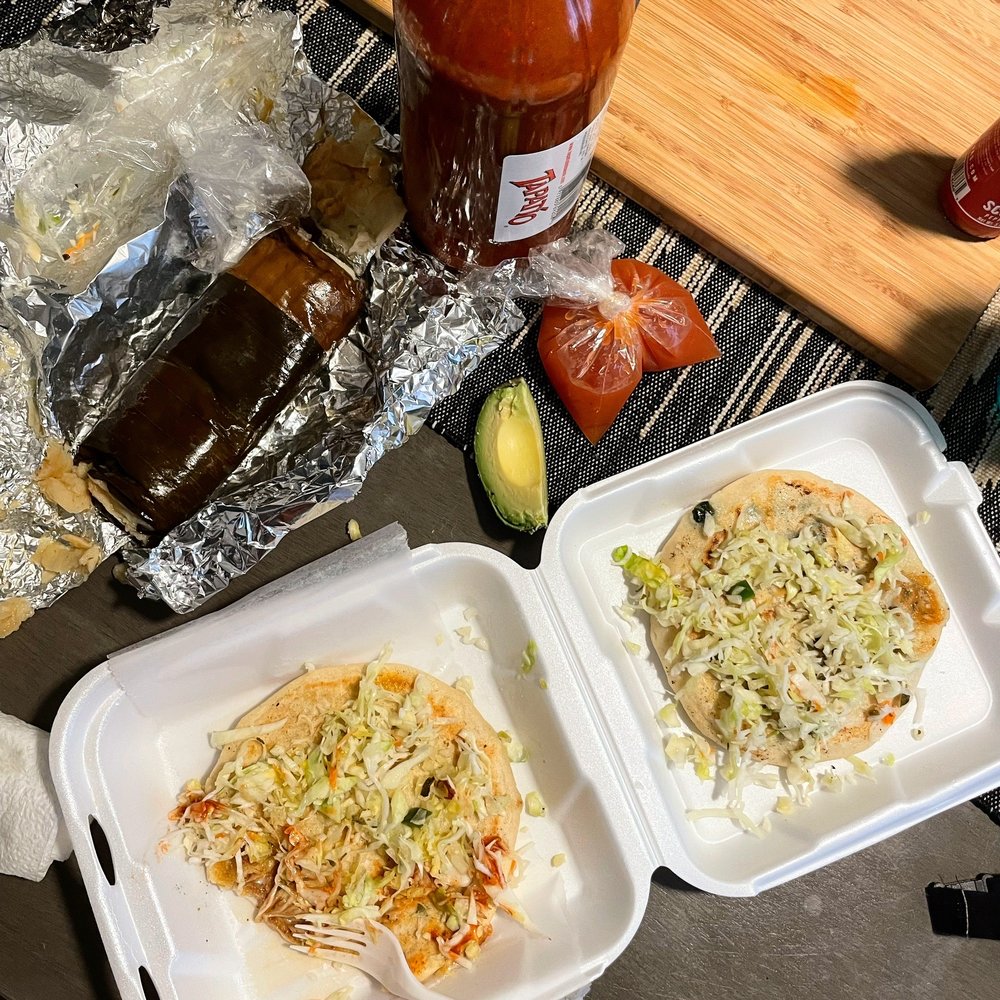 Pupuseria Brisas de Acajutla