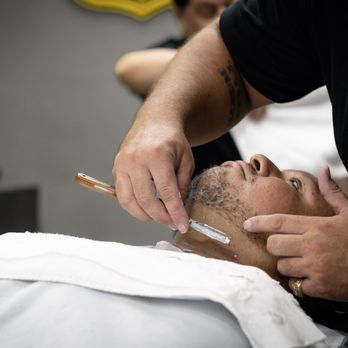 Beardsmith And Barber - Haircut Open Late on Friday - Barbers Near Me - Phoenix, Arizona Beardsmith And Barber - Haircut Open Late on Friday - Barbers Near Me - Phoenix, Arizona