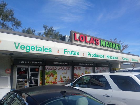Lola's Market