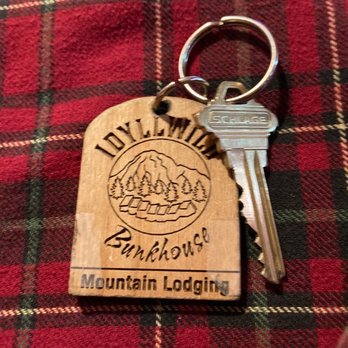 The Idyllwild Bunkhouse - Cool key - Hotels Near Me - Idyllwild, California