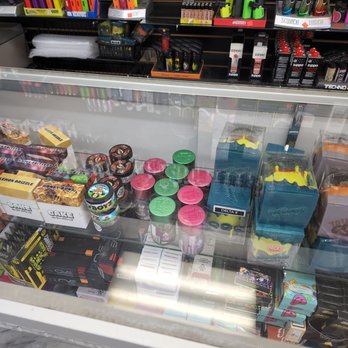 VapORsmoke - Bootleg for sure, possibly tobacco baby jeeters that taste like crap. - Vape Shops Near Me - Los Angeles, California