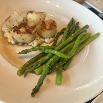 Seasons 52 - New American Near Me - Troy, Michigan Seasons 52 - New American Near Me - Troy, Michigan