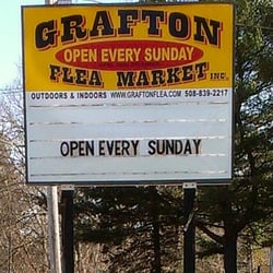 Grafton Flea Market - Sign