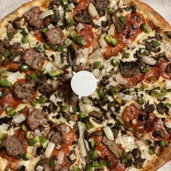 Master Pizza - King supreme with 1/2 sausage