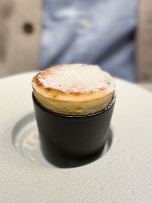 Essential by Christophe by null