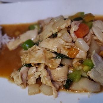 Nur Thai - Spicy chicken basil - Thai Near Me - Park, New York