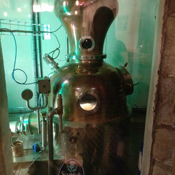 Edinburgh Gin Distillery - Distilleries Near Me - Edinburgh, EDH