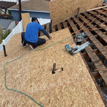 Stratton Termite & Roofing Solutions - Snapping lines on the plywood to ensure the nails go into studs/joists - General Contractors Near Me Stratton Termite & Roofing Solutions - Snapping lines on the plywood to ensure the nails go into studs/joists - General Contractors Near Me