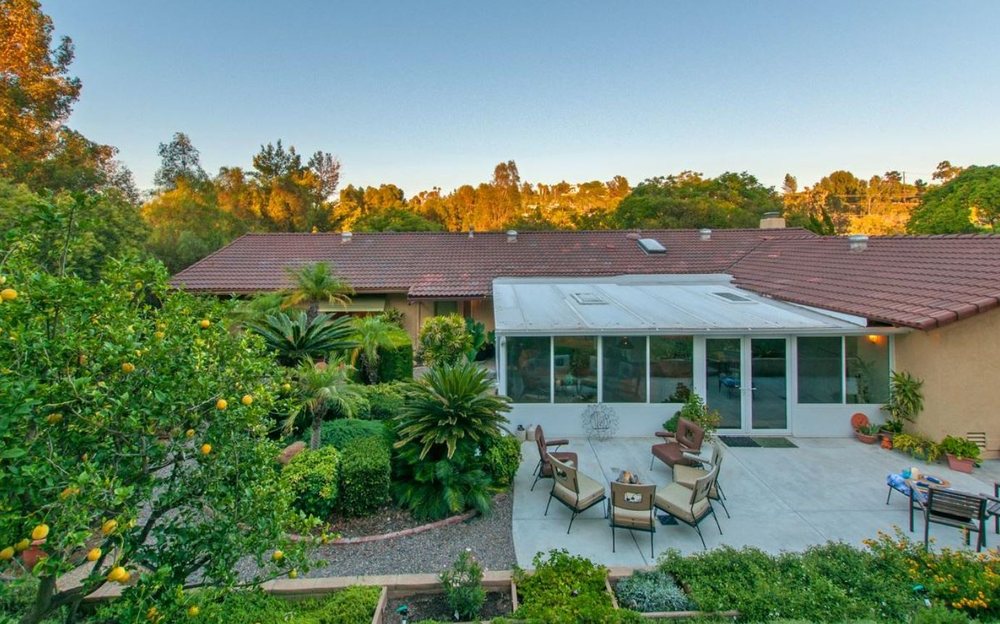 Slide of Ceus Roofing and Painting