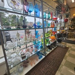 The Rabbit Hole - Window display for glass lovers