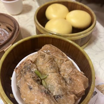 Dim Sum Club - Bean curd rolls and egg yolk lava buns at the top - Dim Sum Near Me - San Francisco, California Dim Sum Club - Bean curd rolls and egg yolk lava buns at the top - Dim Sum Near Me - San Francisco, California