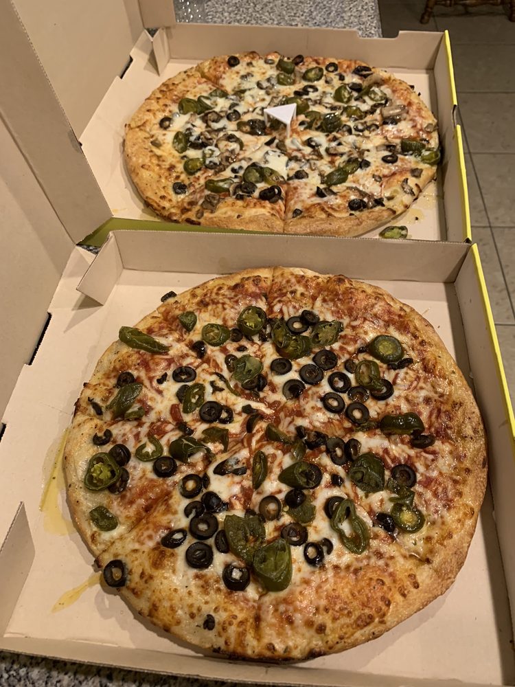 HUNGRY HOWIE’S PIZZA & SUBS Updated September 2024 10 Photos 314