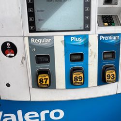 Eagle One Travel Center - Valero gas here