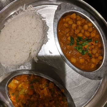 Sai Ram Indian Cuisine - Chana masala and vegetable masala - Indian Near Me - Appleton, Wisconsin