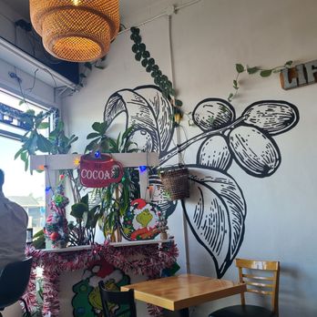 Ryan Bros City Heights - Restaurant decor - Coffee & Tea Near Me - San Diego, California Ryan Bros City Heights - Restaurant decor - Coffee & Tea Near Me - San Diego, California