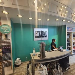 Bye Bye Chicago - Interior of the store