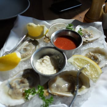 Nick's Seafood Restaurant - oysters on the half shell - Seafood Near Me - Pacifica, California