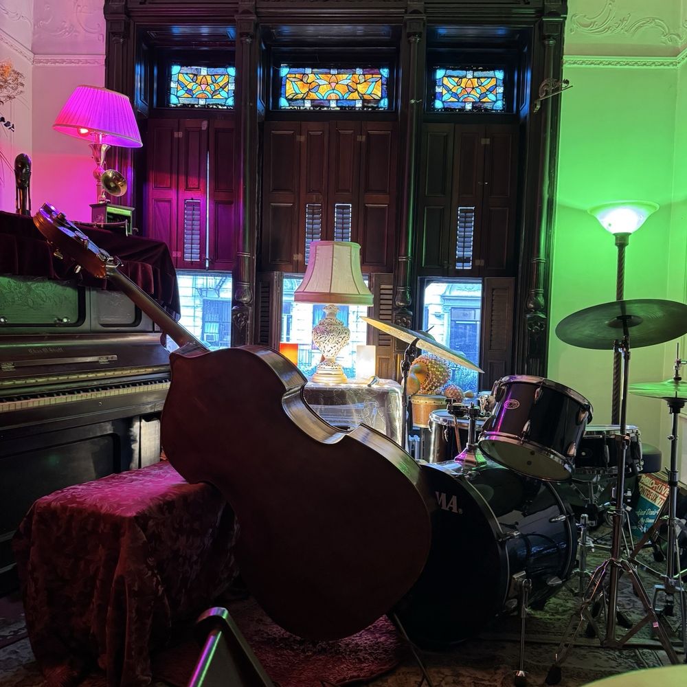 Brownstone JAZZ - Jazz & Blues Near Me - Brooklyn, New York Brownstone JAZZ - Jazz & Blues Near Me - Brooklyn, New York