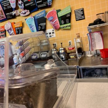 Baskin-Robbins - Ice cream - Ice Cream & Frozen Yogurt Near Me - Uniondale, New York Baskin-Robbins - Ice cream - Ice Cream & Frozen Yogurt Near Me - Uniondale, New York