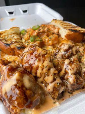 Dav’s Hotspot Restaurant + Lounge by null