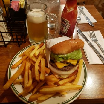Pie 'n Burger - Big Ben - Burgers Near Me - Pasadena, California Pie 'n Burger - Big Ben - Burgers Near Me - Pasadena, California